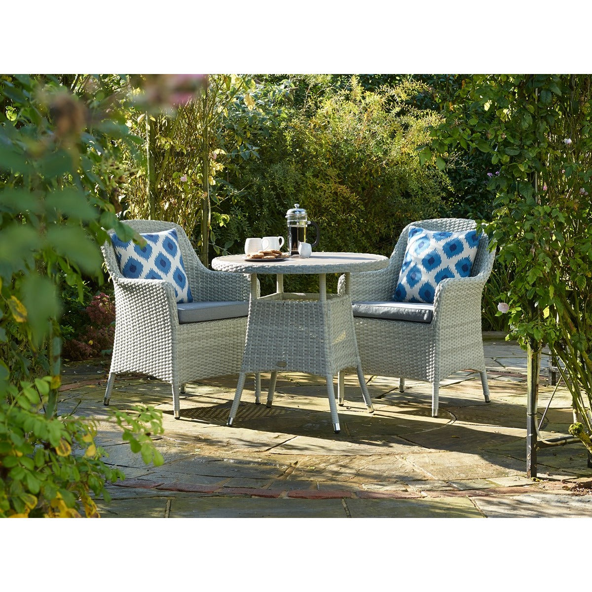 Cloud Rattan 2 Seat Round Bistro Set with Tree-Free Topgarden