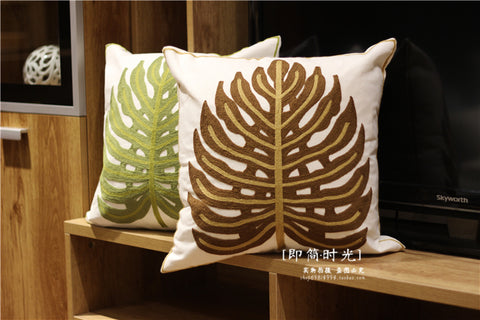 Minimalist style throw pillows