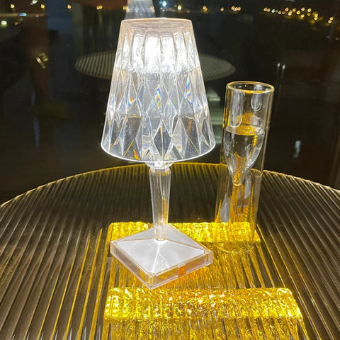 Creative simple transparent acrylic tea table