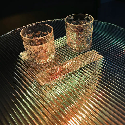 Creative simple transparent acrylic tea table