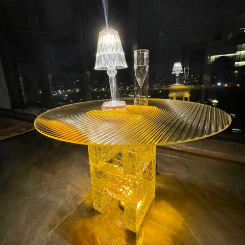 Creative simple transparent acrylic tea table