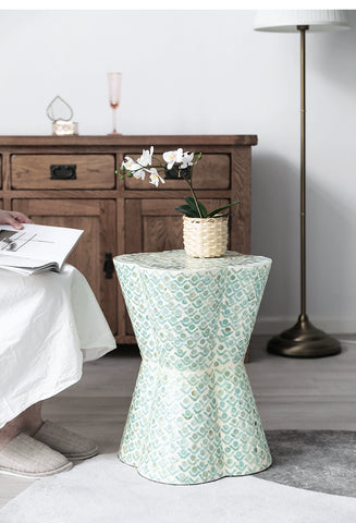 Creative and simple shell tea table, home balcony side table