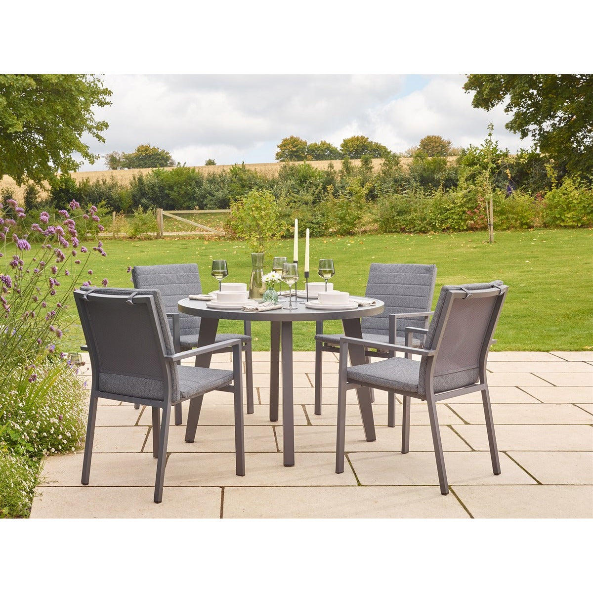 4 Seat Round Dining Set with Parasol & Basegarden