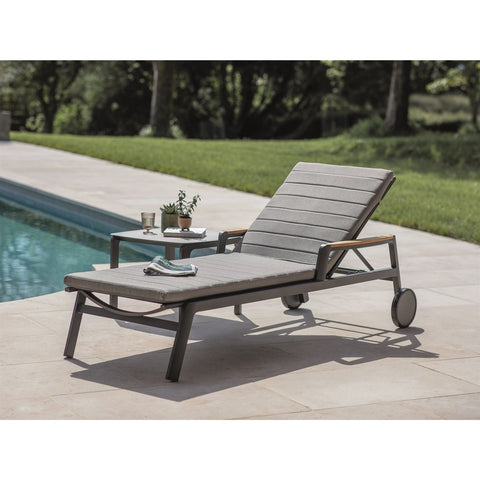 Lounger with Wheels & Side Tablegarden