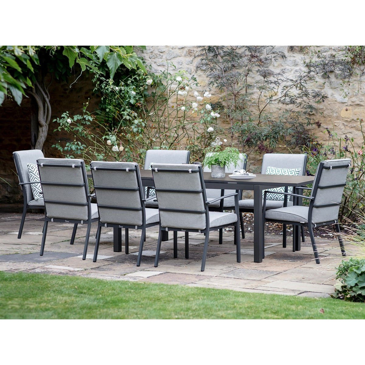 8 Seat Extending Table with Valencia Armchairsgarden