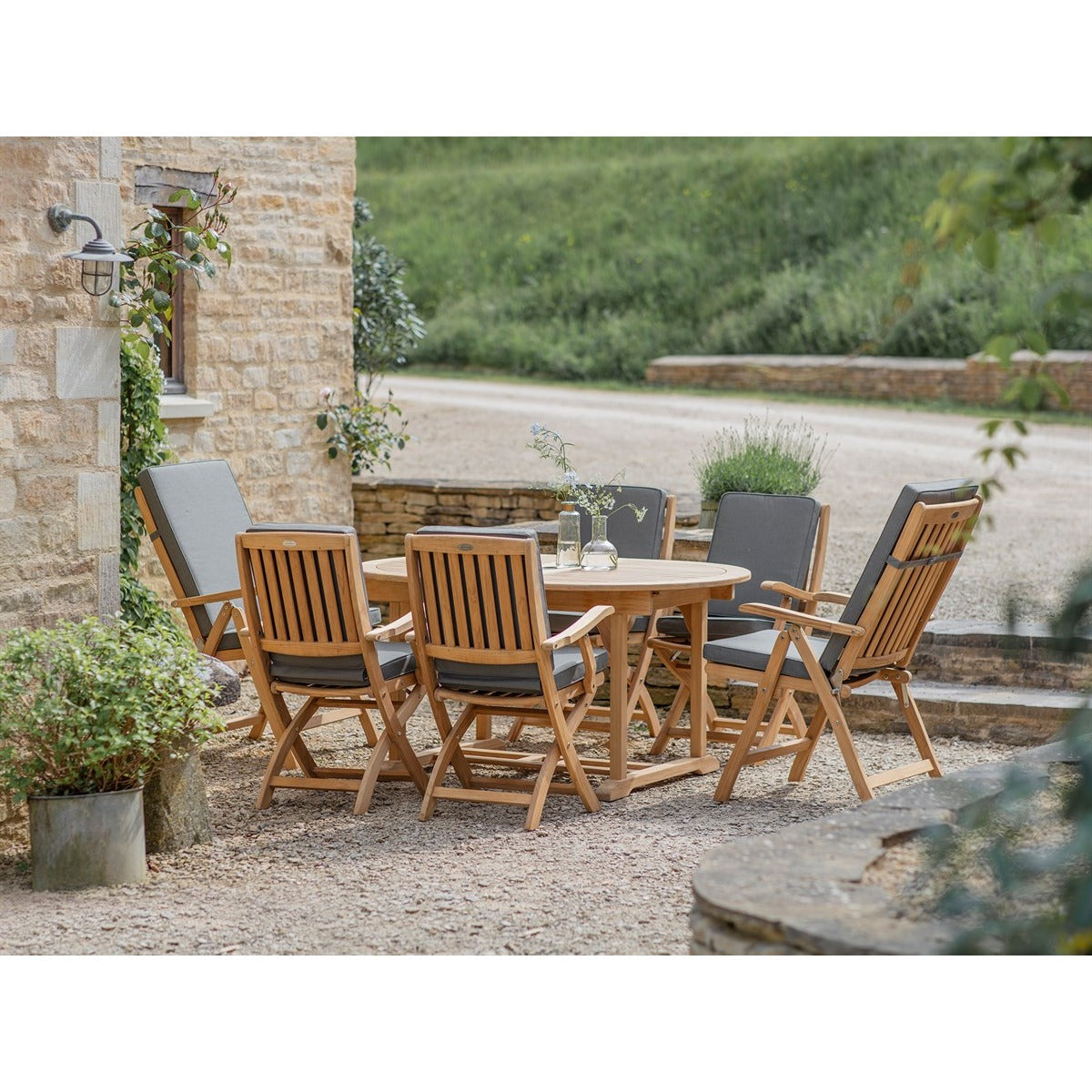 Teak 8 Seat Oval Dining Set including 2 Reclinersgarden